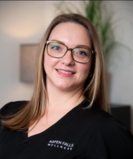 Book an Appointment with Lauren Holloway for Massage Therapy