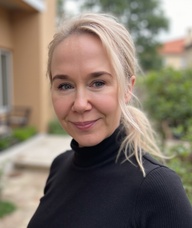 Book an Appointment with Diana Pesenti for Initial Intake and Acupuncture Treatment