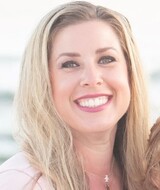 Book an Appointment with Lindsay Linck at Linz Linx LLC