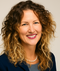 Book an Appointment with Kelly Clowes for Reiki