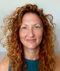 Book an Appointment with Kelly Clowes for Reiki