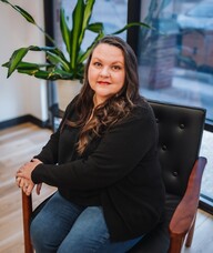 Book an Appointment with Tracy Williams for Lactation Consulting