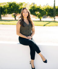 Book an Appointment with Idalis De La Garza for Hormone Replacement Therapy