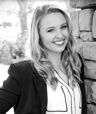 Book an Appointment with Dr. Jenifer Perez for Chiropractic With Kinetic Chiropractic