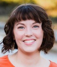 Book an Appointment with Robyn Brush for New Patients