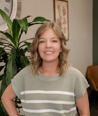 Book an Appointment with Dr. Sara Leavitt for Chiropractic