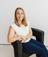 Book an Appointment with Erin Lammons at Central Location