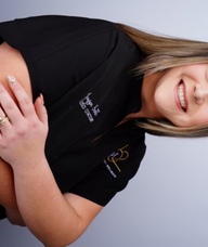 Book an Appointment with Graysen Scott for Facial Services